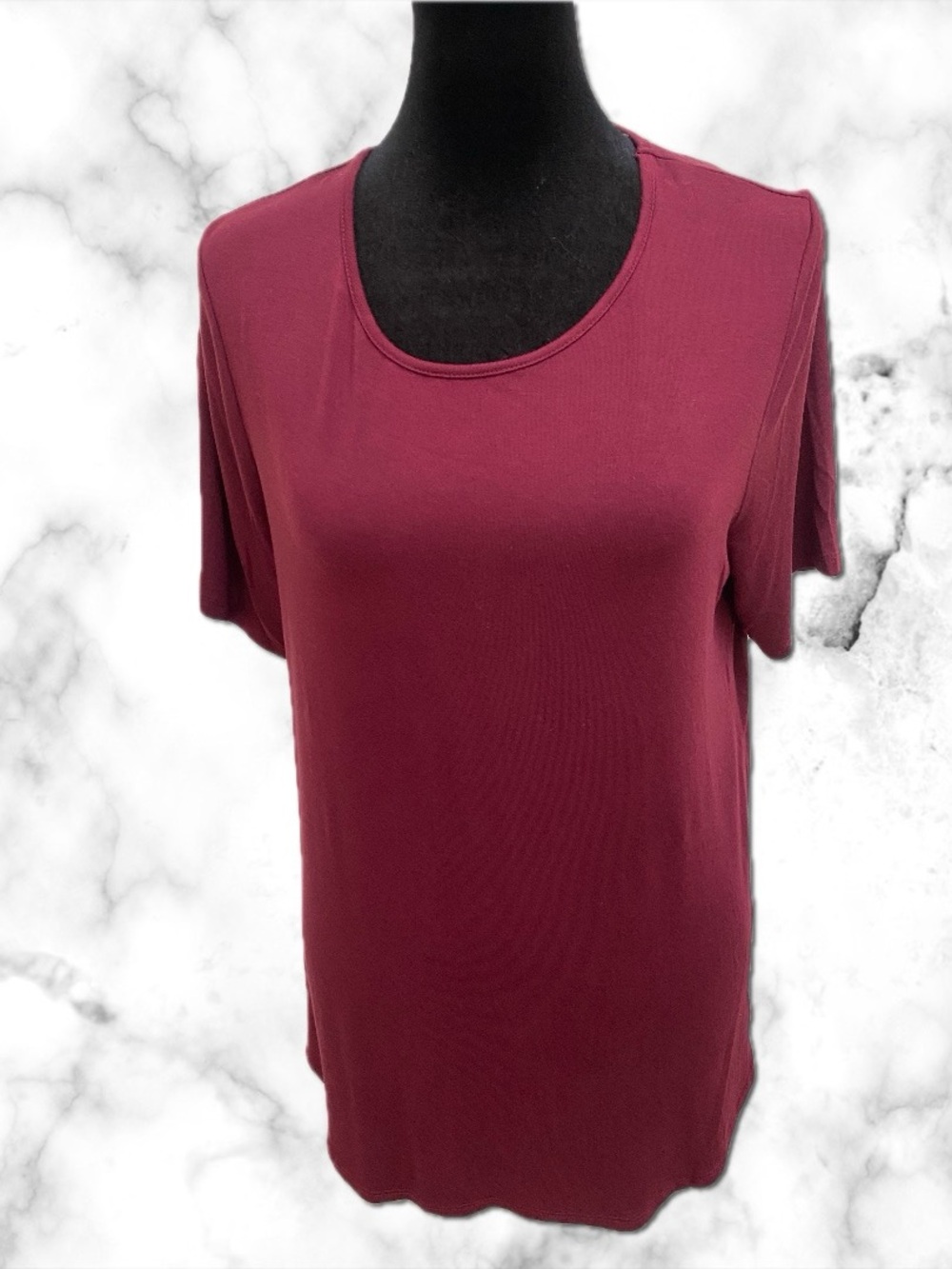 Zenana Outfitters Short Sleeve Scoop Neck Top in Wine